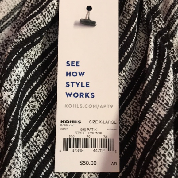 Button up black and white romper - Picture 4 of 5